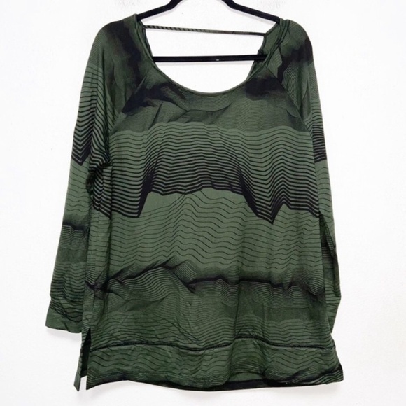 SOMA French Terry Easy Top in Agile Green - Picture 7 of 8